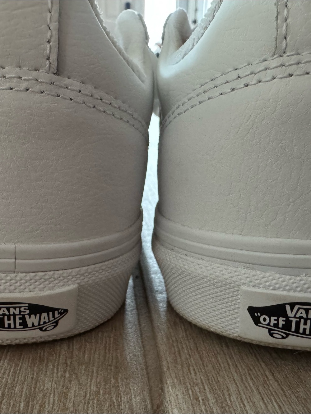 Vans Woman’s White Low-Top Lace-Up Sneakers - Picture 4 of 4